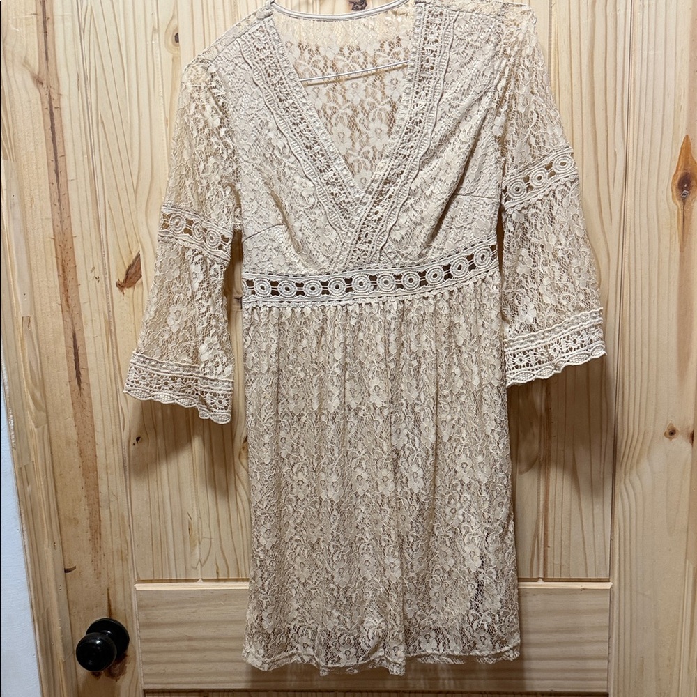 Elegant Lace Cream Dress